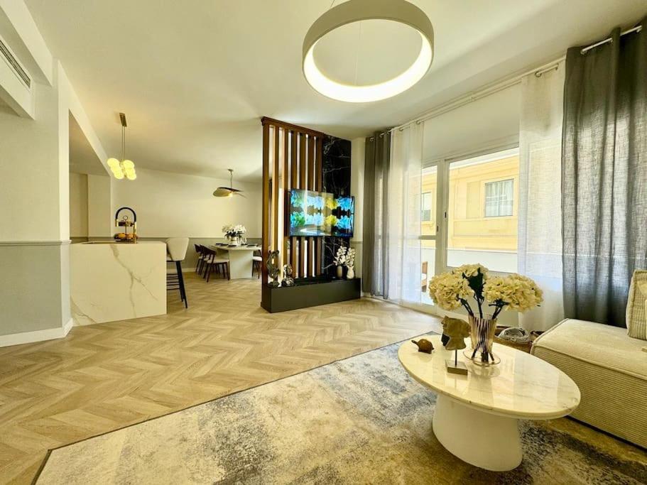 4Bd Central Soho Luxe Retreat Terrace 2Bh & Ac Málaga Esterno foto